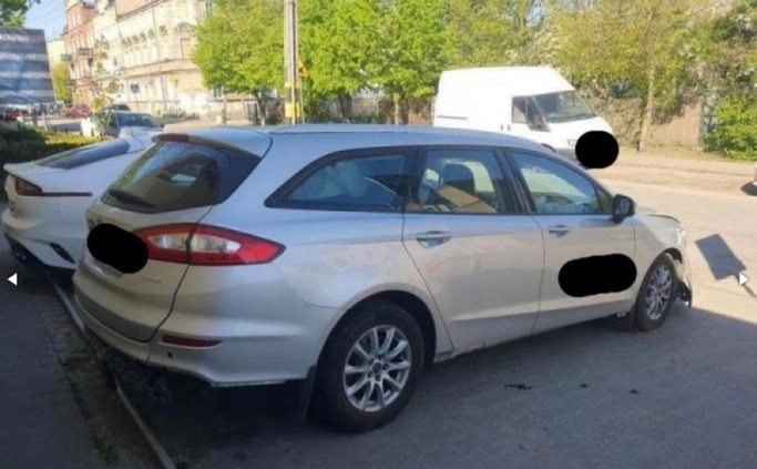 Ford Mondeo cena 16500 przebieg: 206000, rok produkcji 2015 z Warszawa małe 407